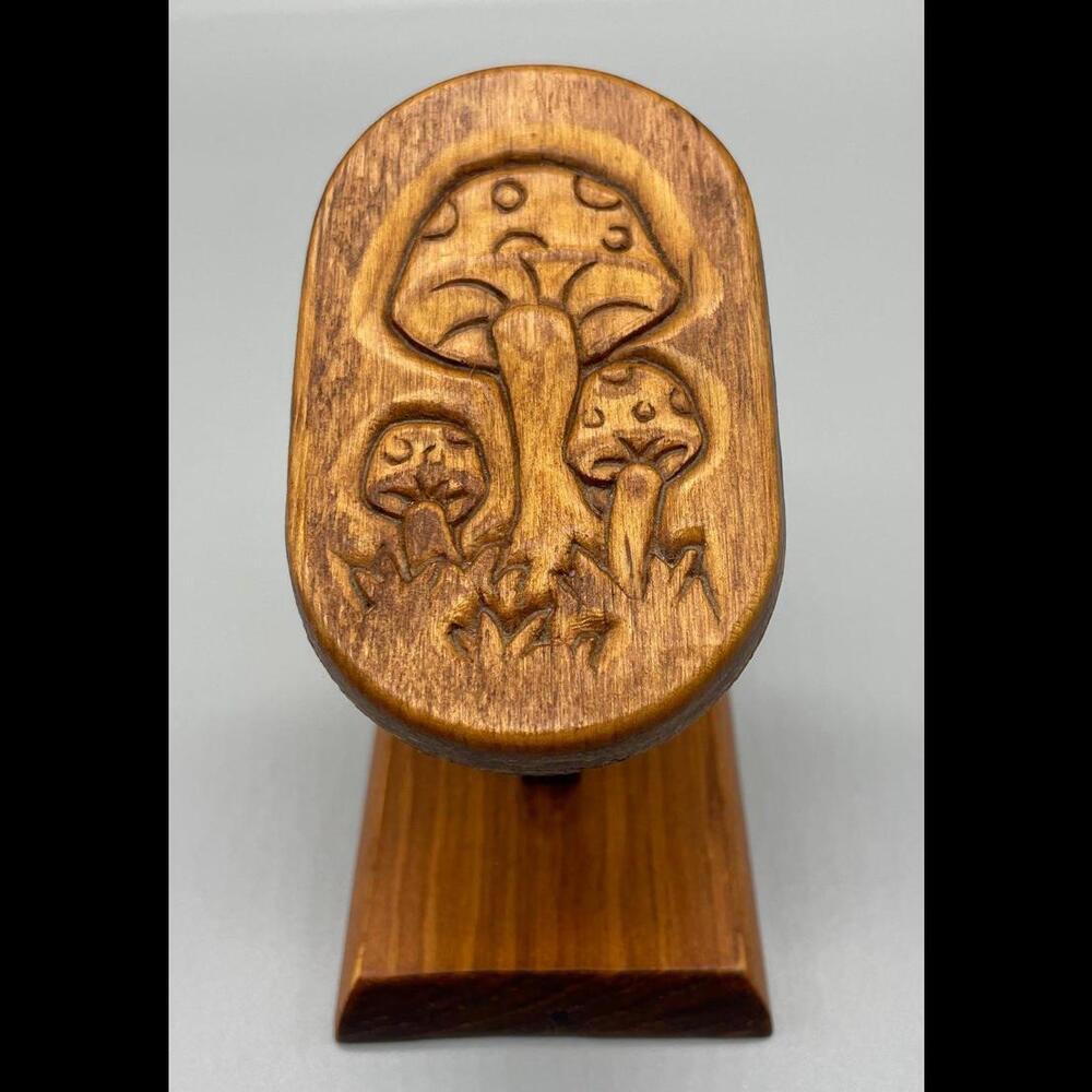 Vintage Wooden Recipe Card Holder with Engraved Mushroom